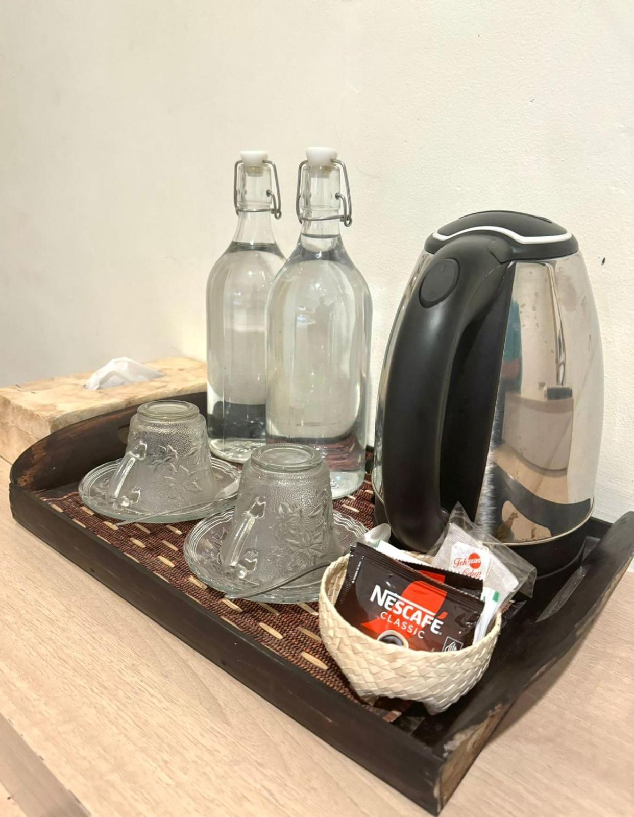 Srikrisna Hotel Seminyak Kültér fotó